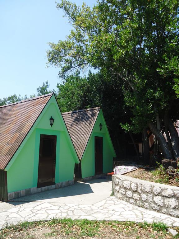 Apartments And Bungalows Mimoza Baosici Herceg Novi Room photo