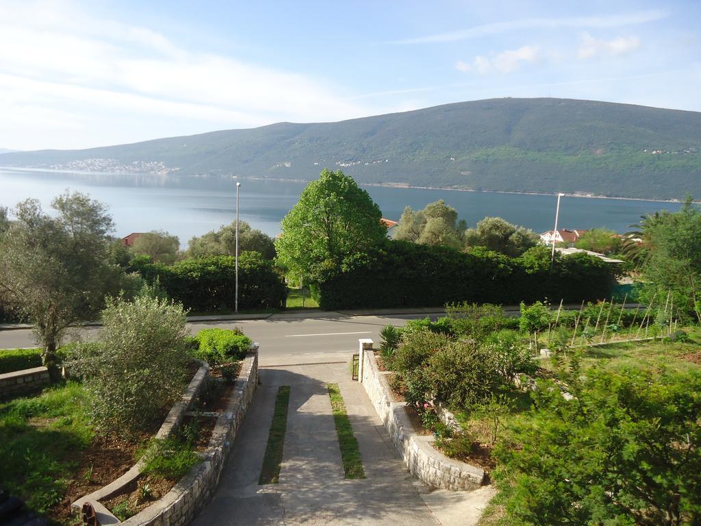 Apartments And Bungalows Mimoza Baosici Herceg Novi Exterior photo